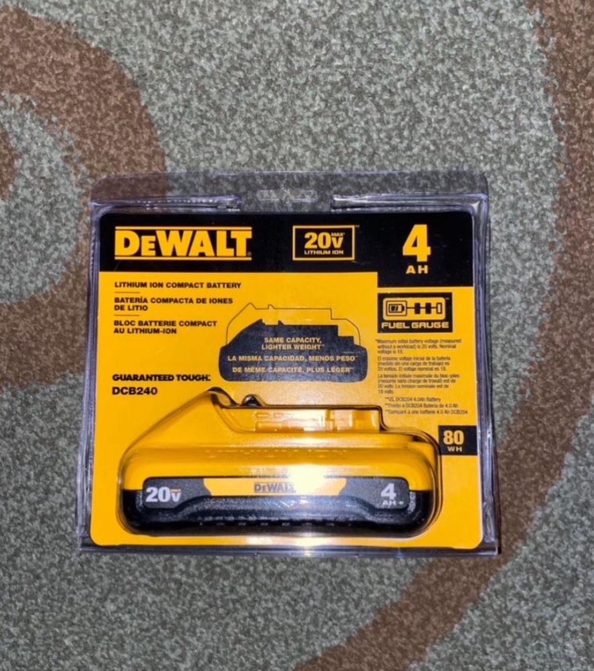 DEWALT DCB204 20V MAX 4AH 4 AH Li-Ion Battery BRAND NEW