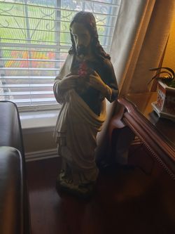 Jesus Statue