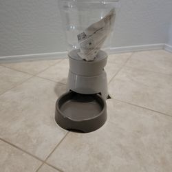 Animal Feeder with Timer - $40