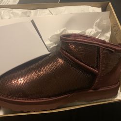 Mini Ugg boots 