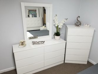 Brand New Dresser with Mirror and Chest - Comoda con Espejo y Gavetero Nuevos a Estrenar… Fast delivery 🚚