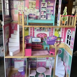 Doll House Over 5ft 
