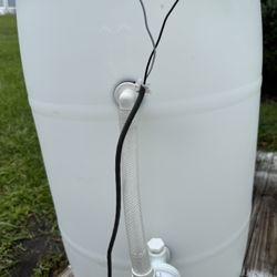 Bait Tank 30 Gallons .