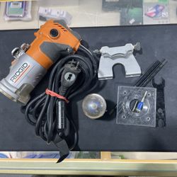 RIDGID 5.5 Amp Compact Fixed-Base Corded Router