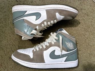Nike Air J’s Size 9
