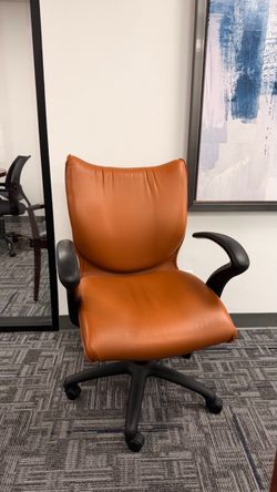 4 JSI Jasper Executive Office Chairs – Cognac – Made in USA