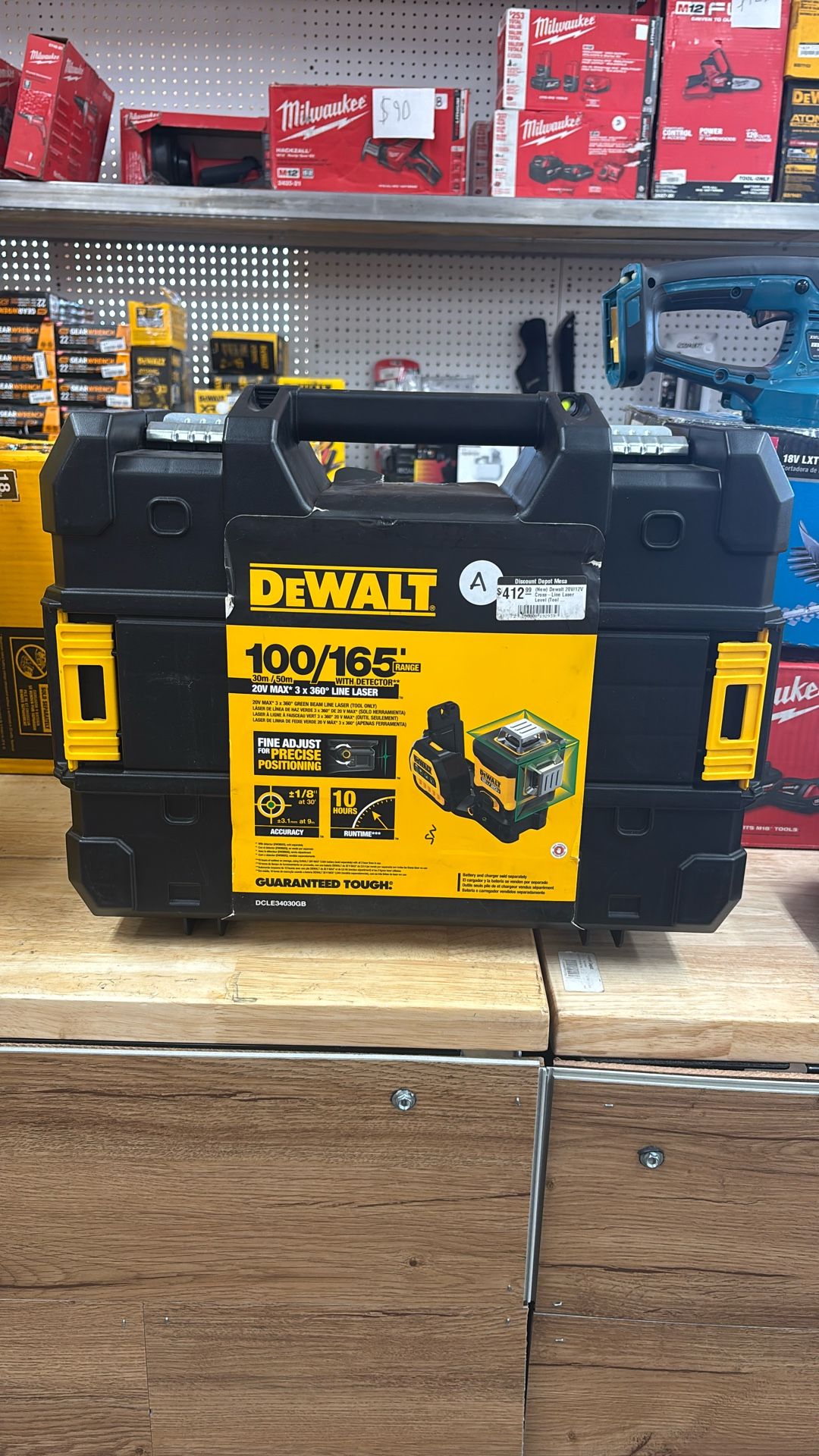 Dewalt 20V/12V Cross-Line Laser Level (Tool Only)