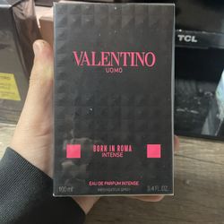 Valentino Born In Roma Intense 3.4 Oz