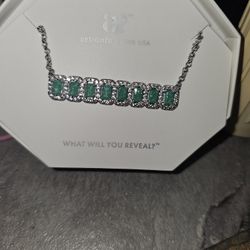 Bomb Party Emarald Ice Necklace 