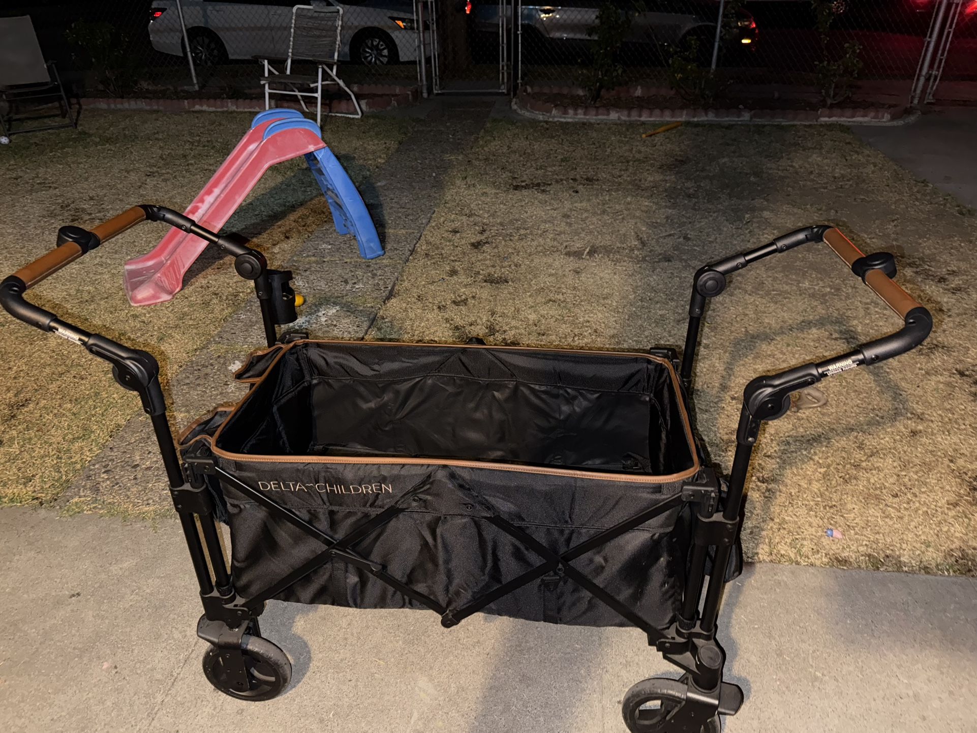 Delta Stroller Wagon