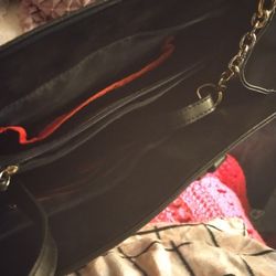 Tommy Hilfiger Purse With Shoulder Strap 