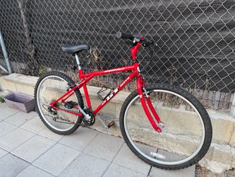 GT Outpost Trail 26” mountain bike
