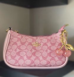 Shoulder handbag