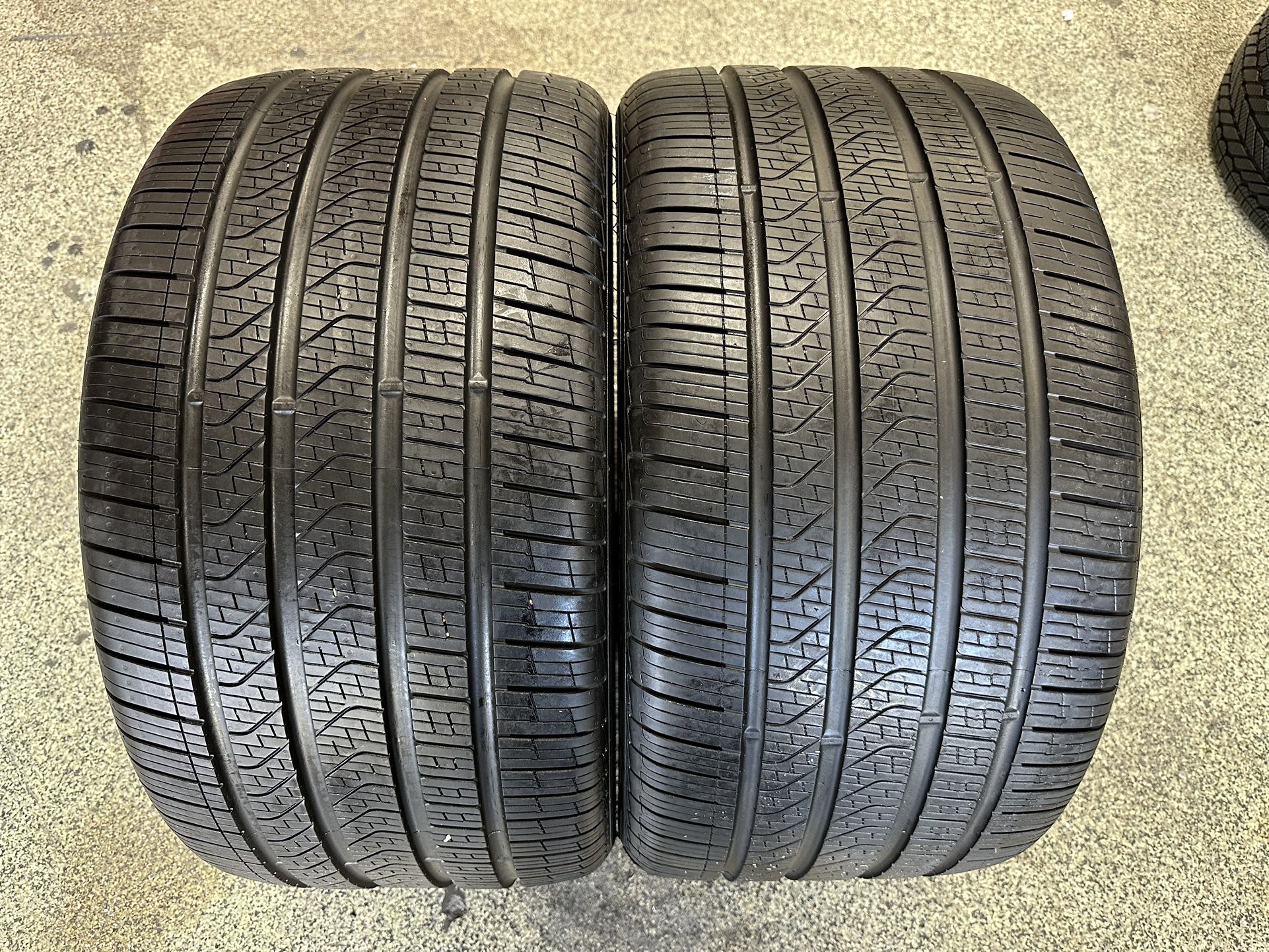 Tires 315/30R21 Pirelli