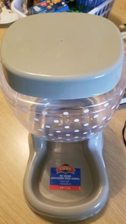 Gravity Pet Food Feeder