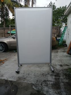 Rolling white board