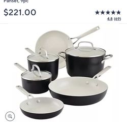 New Unused KitchenAid Pot Set In Black