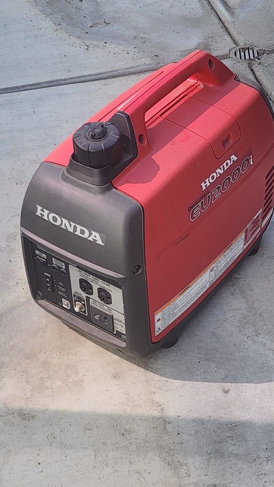 HONDA 2000 INVERTER GENERATOR