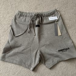 Essentials shorts “dark oatmeal” sizes S, M, L