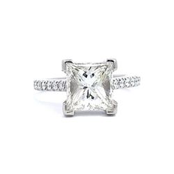 Designs Platinum Engagement Ring 💍❤️🤙🏾 Platinum diamond engagement ring set with one 2.41 carat Princess cut in the center. This diamond has a clar