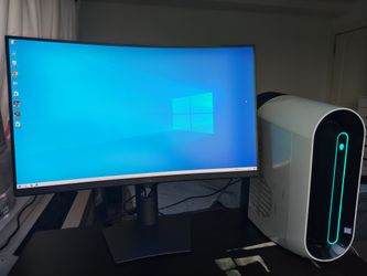 Alienware Aurora R9 Gaming PC RTX 2080 SUPER + Dell 32" 165Hz Monitor
