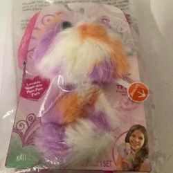 New Loveable Wearable Pom Pom Pets With Music