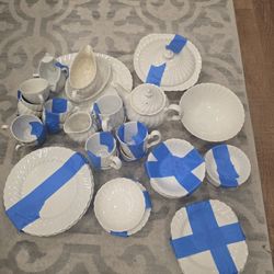 Vintage Johnson Bros Ironstone Table Service Set