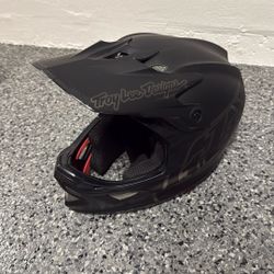 Troy Lee Design D3 Motocross, Off Road, Helmet Size Medium