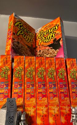 Travis Scott Reese’s Puffs