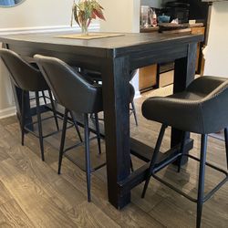 Mid Century Modern Dining Table + Chairs