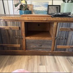 TV stand Heritage Ashland - Green Gables Furniture