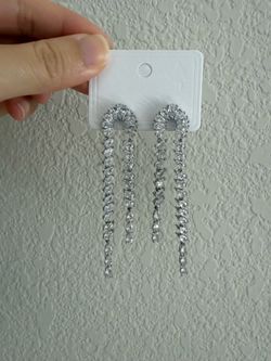 Women’s Silver Crystal Drop Dangle Earrings