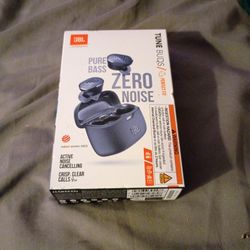 JBL Tune Buds With Active Noise Canceling