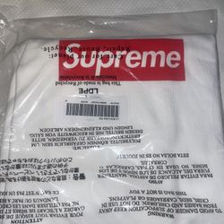 Supreme West Hollywood Box Logo Size M 