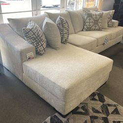 White & Grey 2pc Sectional $2399 🩶🤍