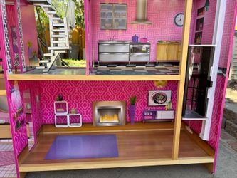 Nice  wood doll house