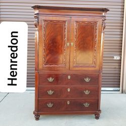 Henredon Carlyle Collection Chippendale Mahogany Clothing Media Armoire