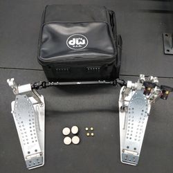 DW Machined Chain Drive Double Pedal (MCD XF Longboard) - Excellent w/ Case & Weights