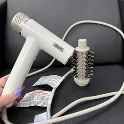 Shark Blow Dryer 2 Attachments