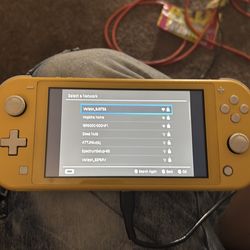 Nintendo switch lite yellow