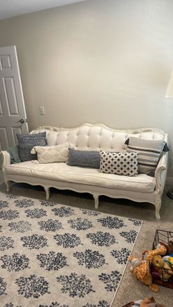 Shabby chic coastal couch