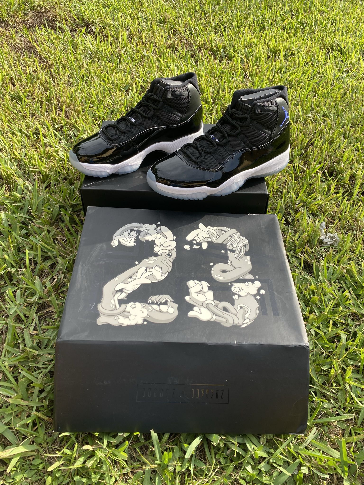 Space Jams 11s Size 10