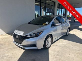 2025 Nissan LEAF