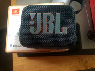 Selling JBL go 4 for sale