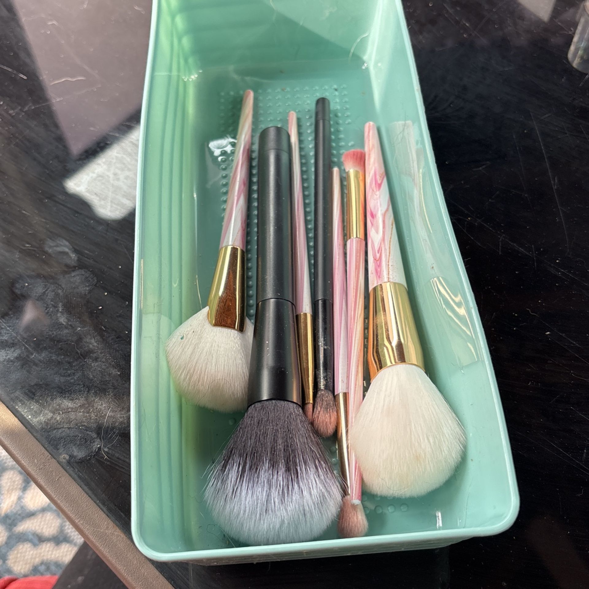 Make Up Brushes 