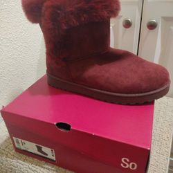 So Women's Wine Faux Fur Boots Size 9 