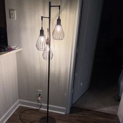 floor lamp
