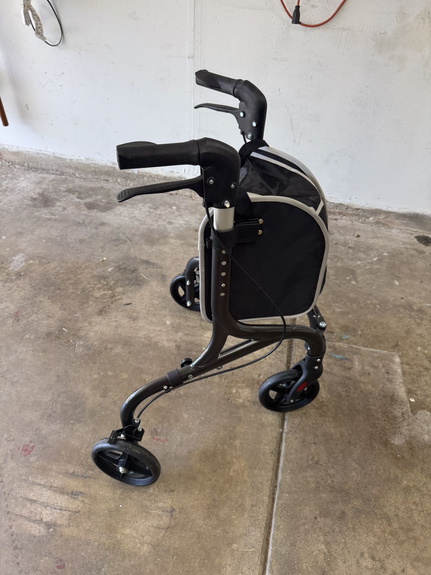 Brand New Planet Walk Rollator