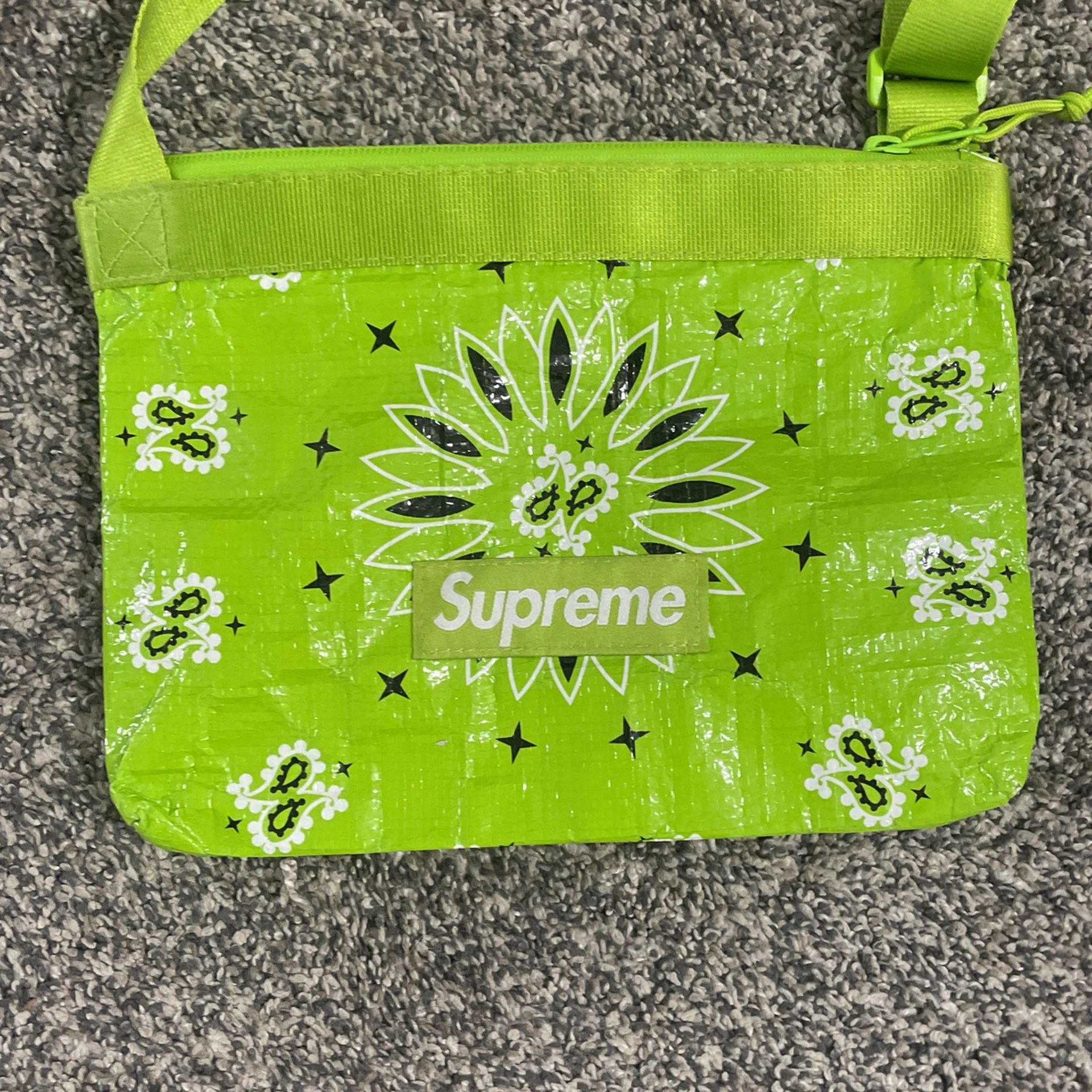 Supreme Crossbody bag Green/black/white