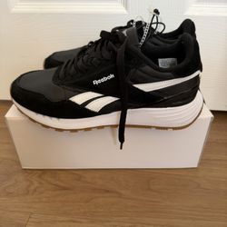 Reebok Women Classic 